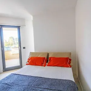 With Terrace Appartamento